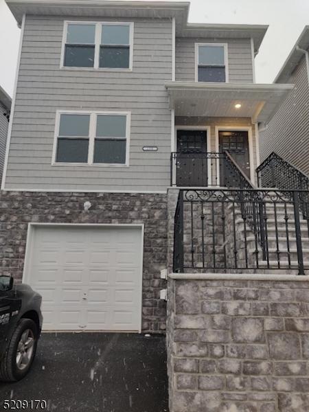 158 2nd Ave, Elizabeth City, NJ 07206