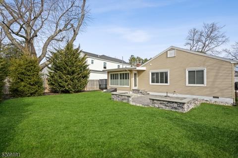 10 Warwick Cir, Springfield, NJ 07081 photo 23