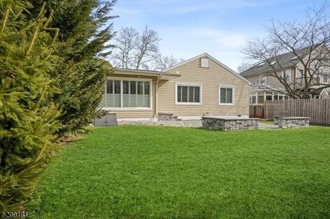 10 Warwick Cir, Springfield, NJ 07081 photo 24
