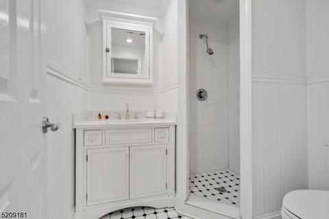 10 Warwick Cir, Springfield, NJ 07081 photo 14