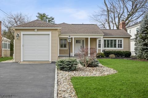 10 Warwick Cir, Springfield, NJ 07081 photo 1