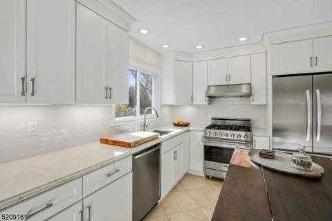 10 Warwick Cir, Springfield, NJ 07081 photo 6