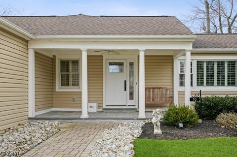 10 Warwick Cir, Springfield, NJ 07081 photo 3