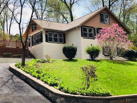 22 Lenape Ave, Newton, NJ 07860