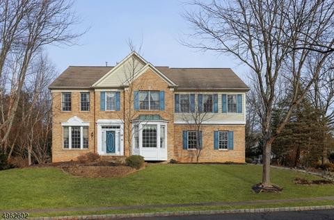 15 Revere Dr, Bedminster, NJ 07921