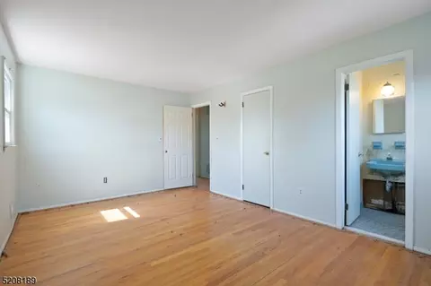 7 Shearn Dr, Middlesex, NJ 08846 photo 16
