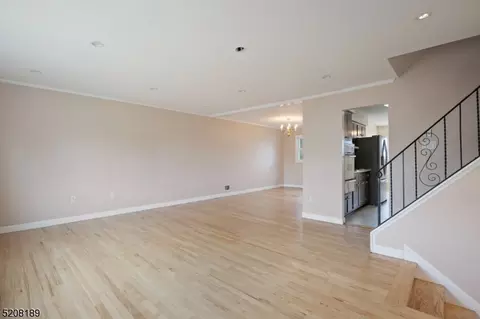 7 Shearn Dr, Middlesex, NJ 08846 photo 7