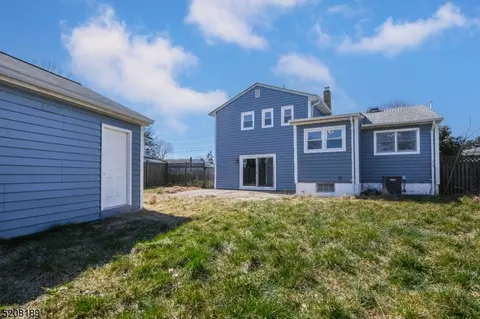 7 Shearn Dr, Middlesex, NJ 08846 photo 23