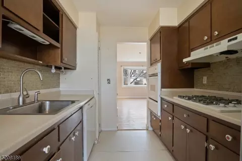 7 Shearn Dr, Middlesex, NJ 08846 photo 12