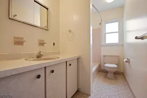 7 Shearn Dr, Middlesex, NJ 08846 photo 21