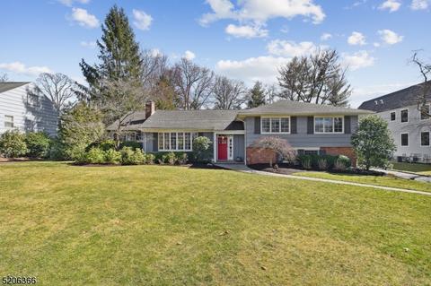 7 Robert Dr, Chatham Twp, NJ 07928