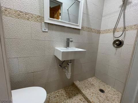 35 Oakdale Ave, Millburn, NJ 07041 photo 10