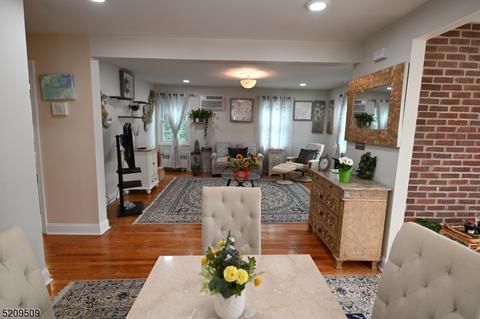 35 Oakdale Ave, Millburn, NJ 07041 photo 3