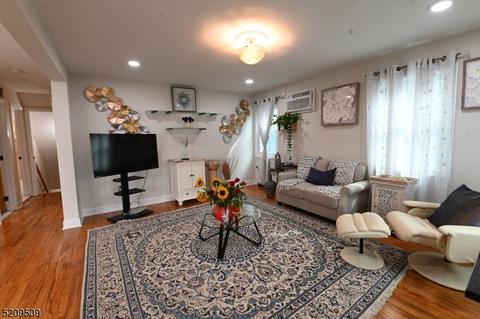 35 Oakdale Ave, Millburn, NJ 07041 photo 4