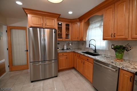 35 Oakdale Ave, Millburn, NJ 07041 photo 6