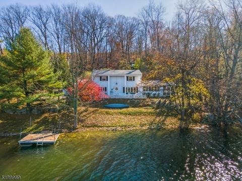45 Shore Rd, Green Twp, NJ 07821