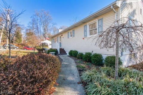 94 Andover Sparta Rd, Newton, NJ 07860