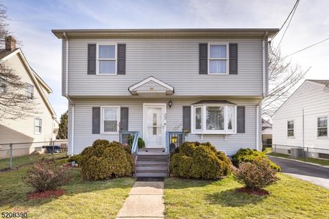 22 N 8th Ave, Manville, NJ 08835