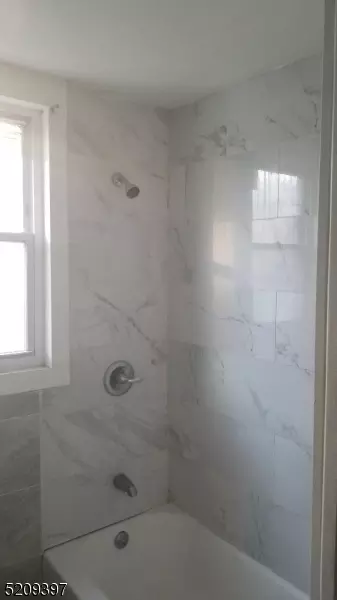 109 Isabella, Newark, NJ 07106