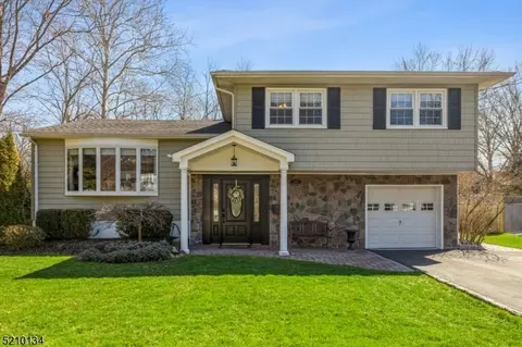 404 Charnwood Rd, New Providence, NJ 07974