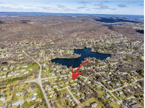 9 Primrose Ln, Glenwood, NJ 07418