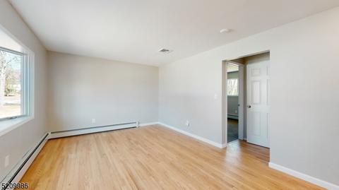 35 Young Dr, Stanhope, NJ 07874 photo 16