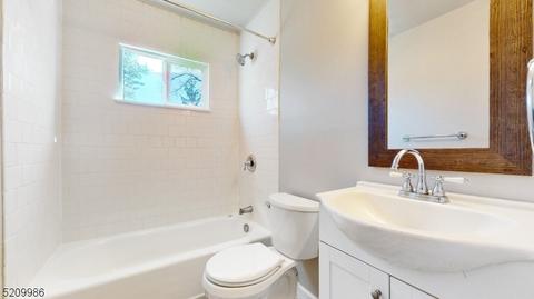 35 Young Dr, Stanhope, NJ 07874 photo 15