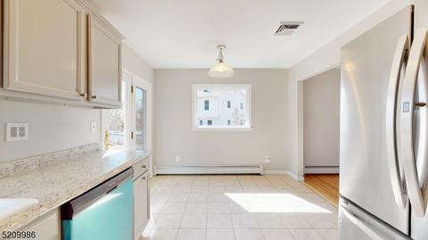 35 Young Dr, Stanhope, NJ 07874 photo 8