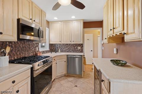 36 Miele Pl, Summit, NJ 07901 photo 14
