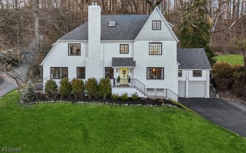 152 Highland Ave, Montclair, NJ 07042