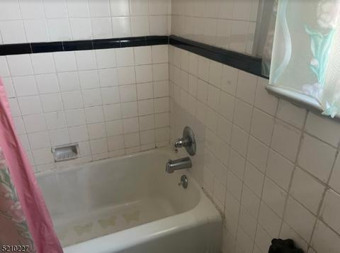 16 Davis Ave, Hackensack, NJ 07601 photo 10