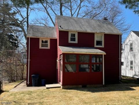 16 Davis Ave, Hackensack, NJ 07601 photo 2