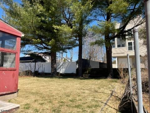 16 Davis Ave, Hackensack, NJ 07601 photo 11