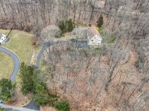 232 Musconetcong River Rd, Washington, NJ 07882
