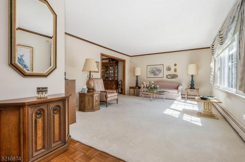 2 Walnut Dr, Flemington, NJ 08822 photo 9