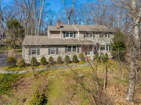 2 Walnut Dr, Flemington, NJ 08822 photo 2