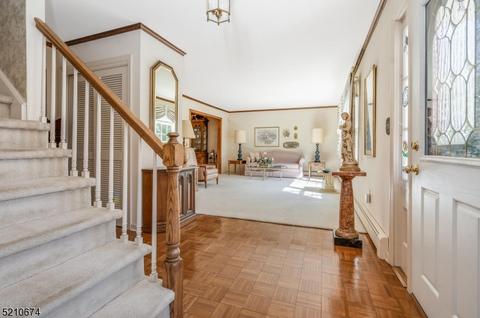 2 Walnut Dr, Flemington, NJ 08822 photo 8