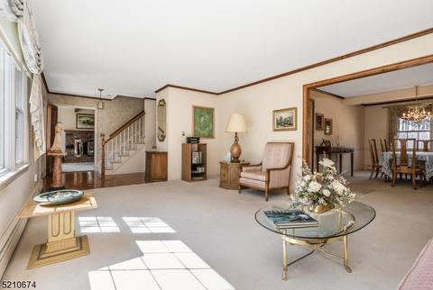 2 Walnut Dr, Flemington, NJ 08822 photo 10