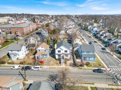 208 Indiana St, Maplewood, NJ 07040