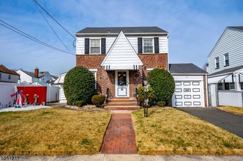 31 3rd St, North Arlington, NJ 07031
