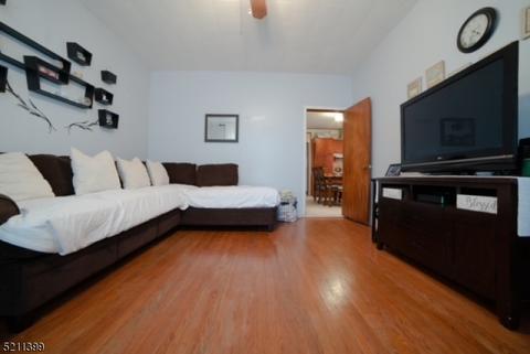 198 Tappan St, Kearny, NJ 07032