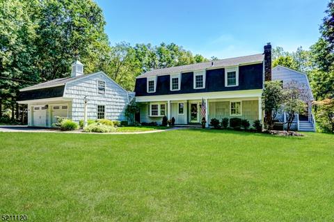 35 Country Ln, Basking Ridge, NJ 07920