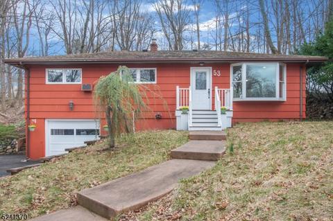 53 Kiel Ave, Kinnelon, NJ 07405