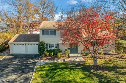 19 Connel Dr, West Orange, NJ 07052