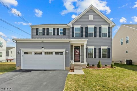 14 Trafalgar Ct, Sparta, NJ 07871