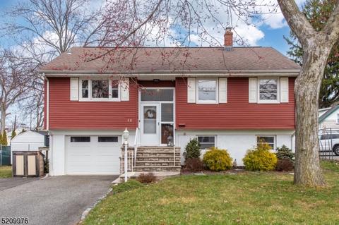 30 Stinson Pl, Little Falls Twp, NJ 07424