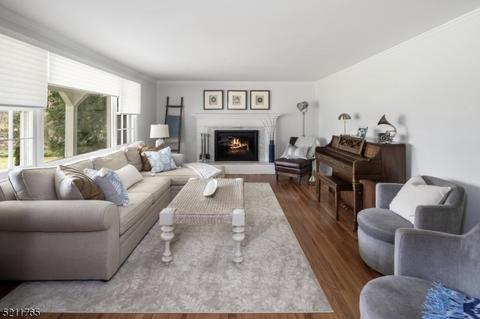 23 Old Brook Ln, New Providence, NJ 07974
