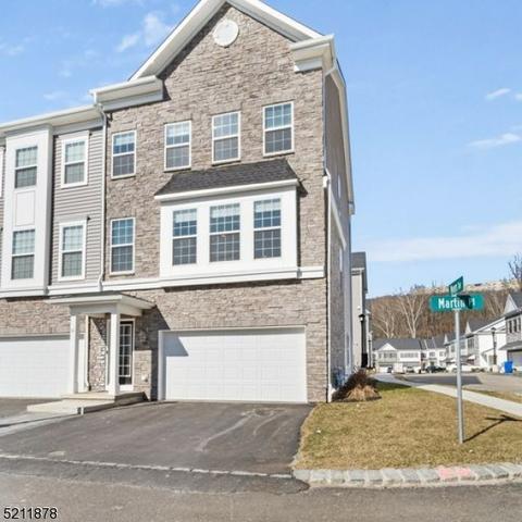 16 Martin Pl, Morris Plains, NJ 07950
