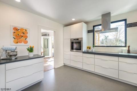 49 Cedar Ave, Montclair, NJ 07042 photo 11