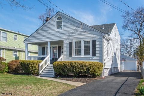 10 Godfrey Ave, Roseland, NJ 07068